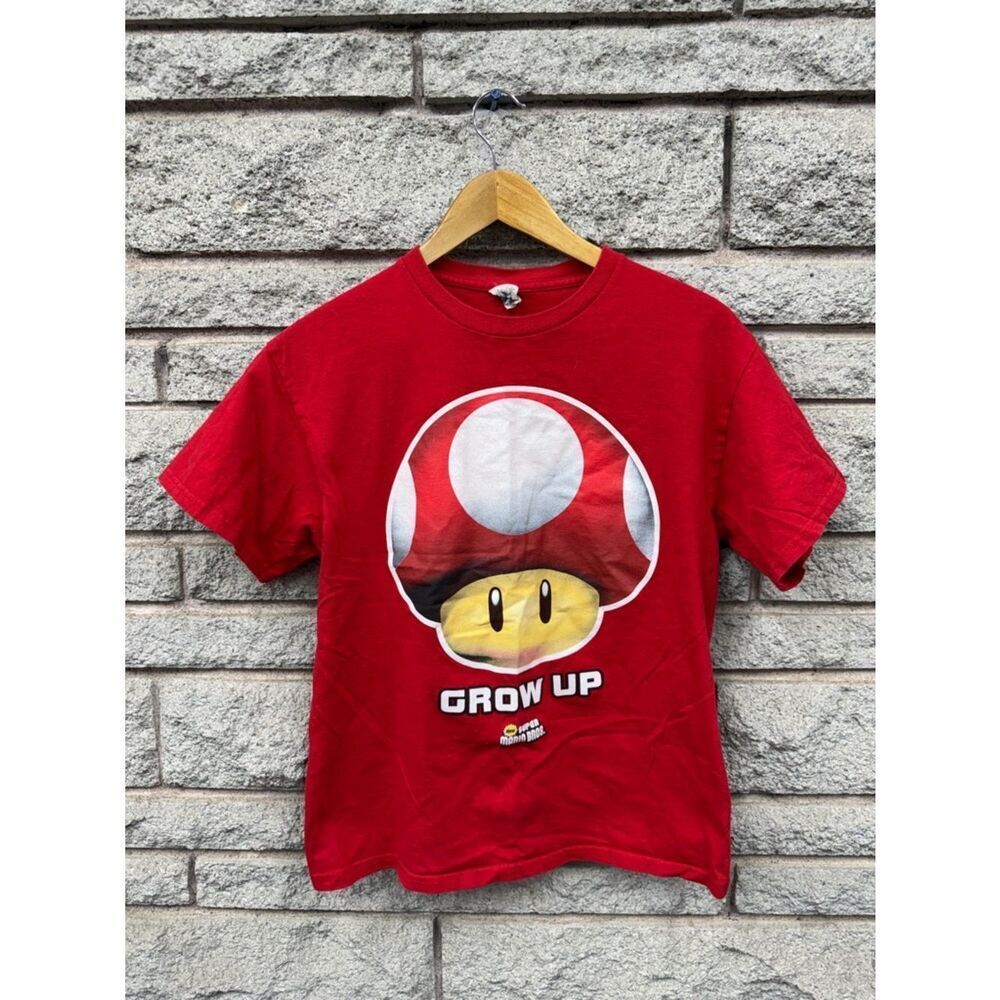 2006 Mario Grow Up Tee Size M